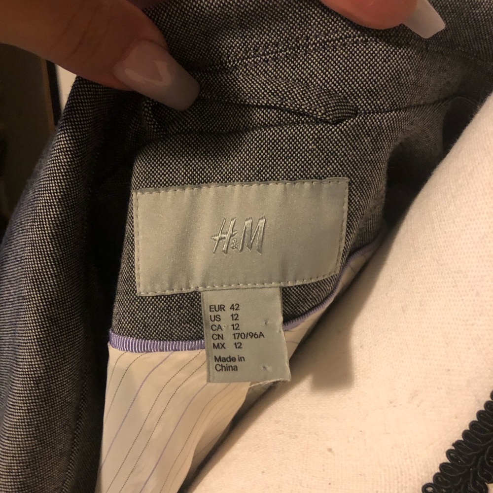 Gray Cropped Blazer - image 5